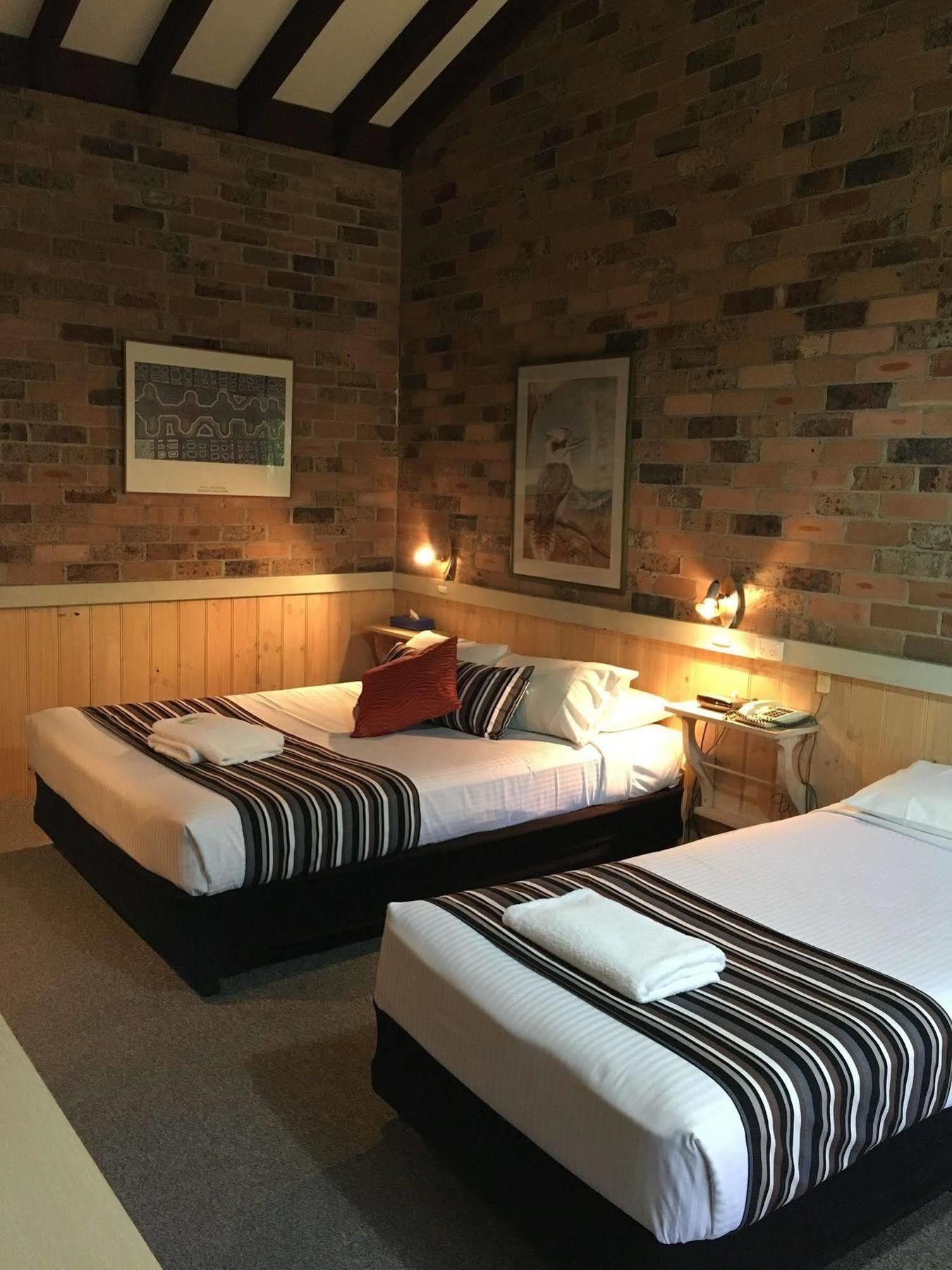 Avoca Beach Hotel Exterior photo